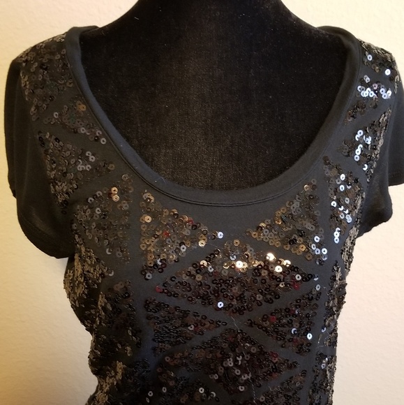 Sequin Short Sleeved Top - Picture 1 of 3